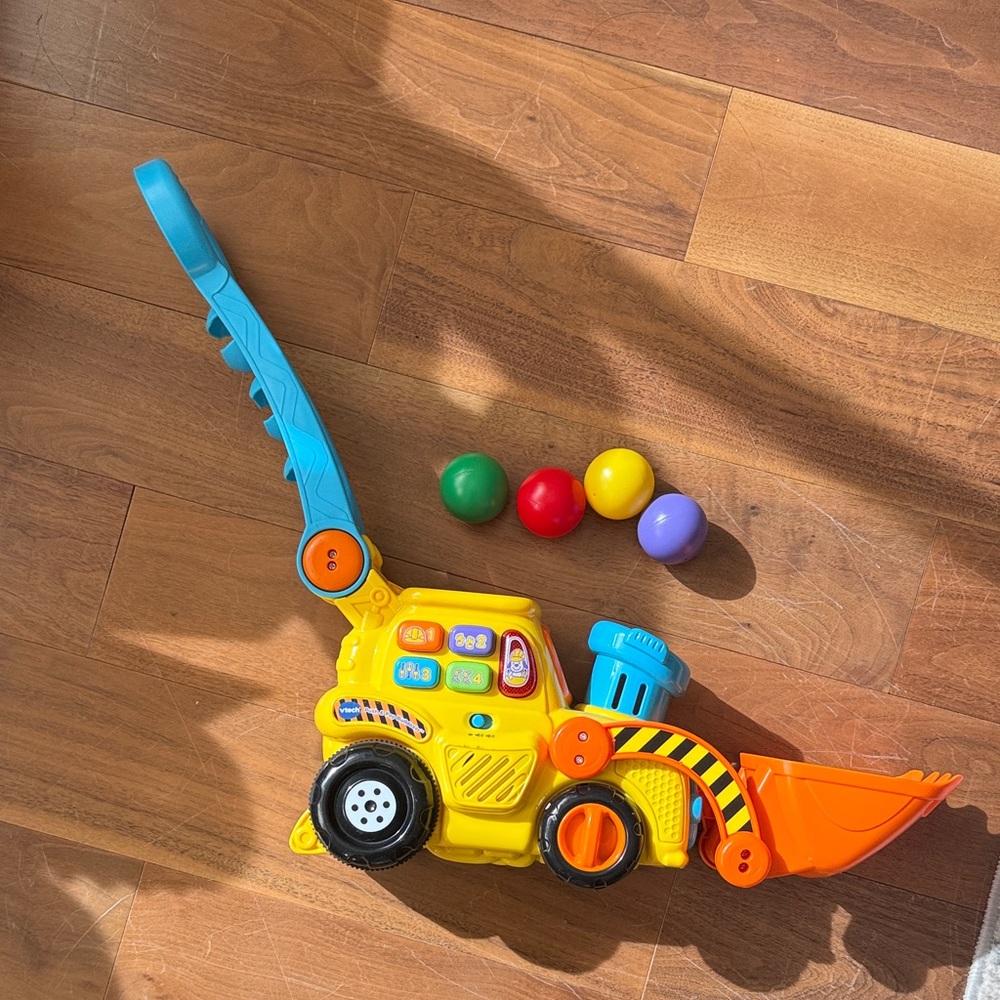 Vtech push & pop bulldozer Colorful Construction Toy with Balls